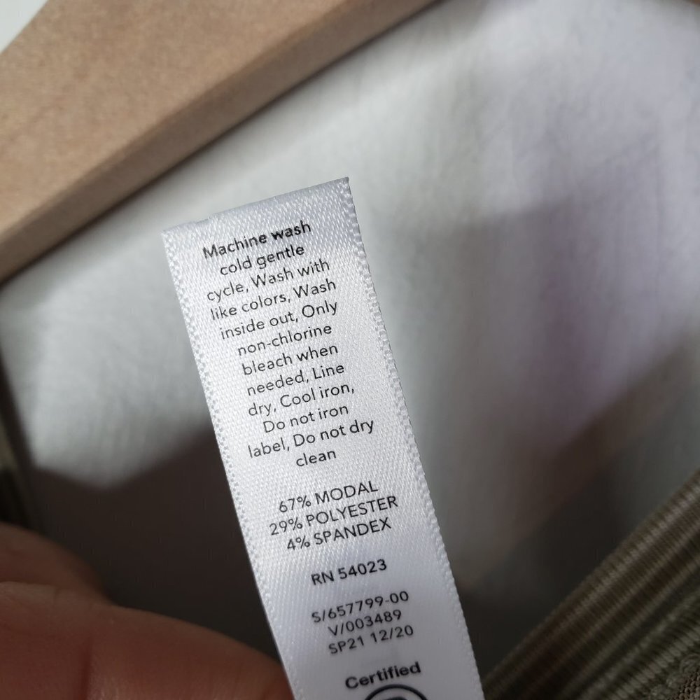 Athleta Cloudlight Striped Muscle Tank XS Olive Ivory - Picture 7 of 7
